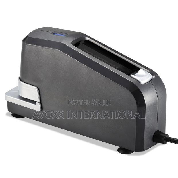 Bostitch Impulse Electric Stapler, 2 to 30 Sheet Capacity · Photo 6