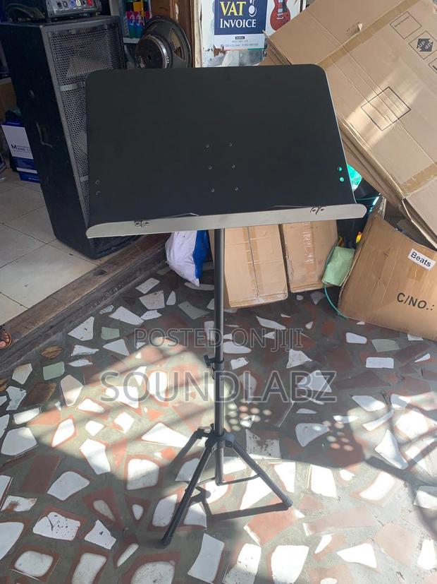 Music Stand · Photo 1