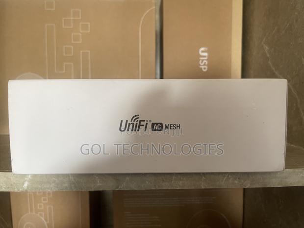 Ubiquiti Unifi AC Mesh White Power Over Ethernet (Poe) · Photo 8