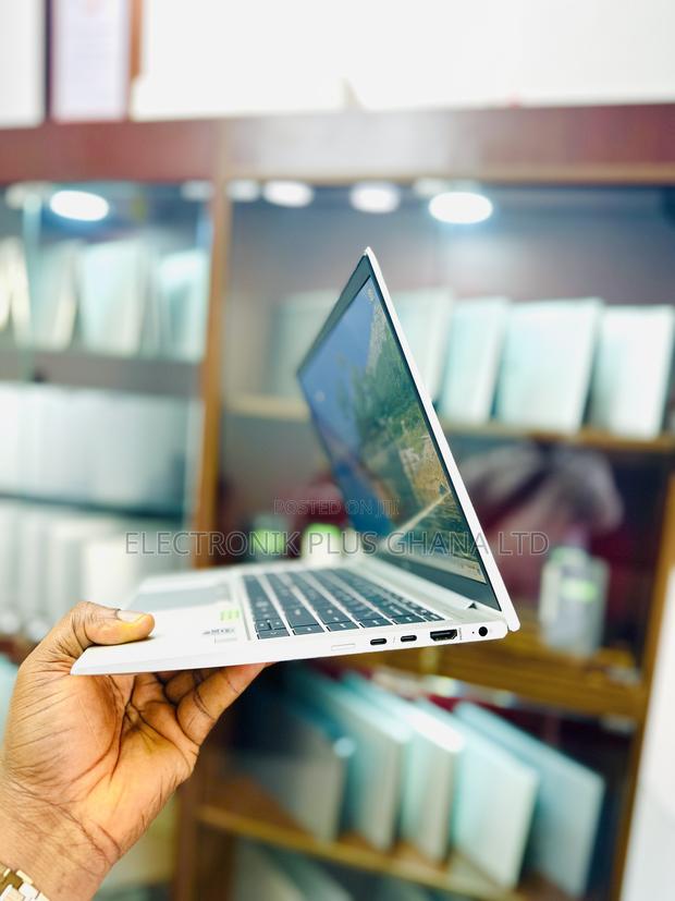Laptop HP EliteBook 840 G7 16GB Intel Core i7 SSD 256GB · Photo 3