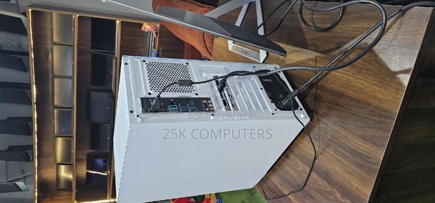 New Desktop Computer CyberpowerPC 16GB Intel Core i7 HDD+SSD 1T · Photo 3