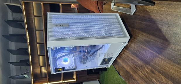 New Desktop Computer CyberpowerPC 16GB Intel Core i7 HDD+SSD 1T · Photo 1