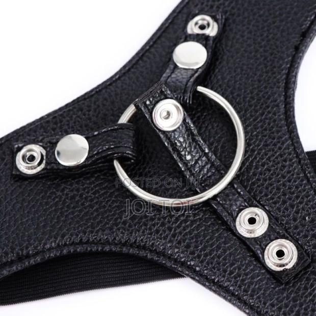Strapon Belt /Pant · Photo 2