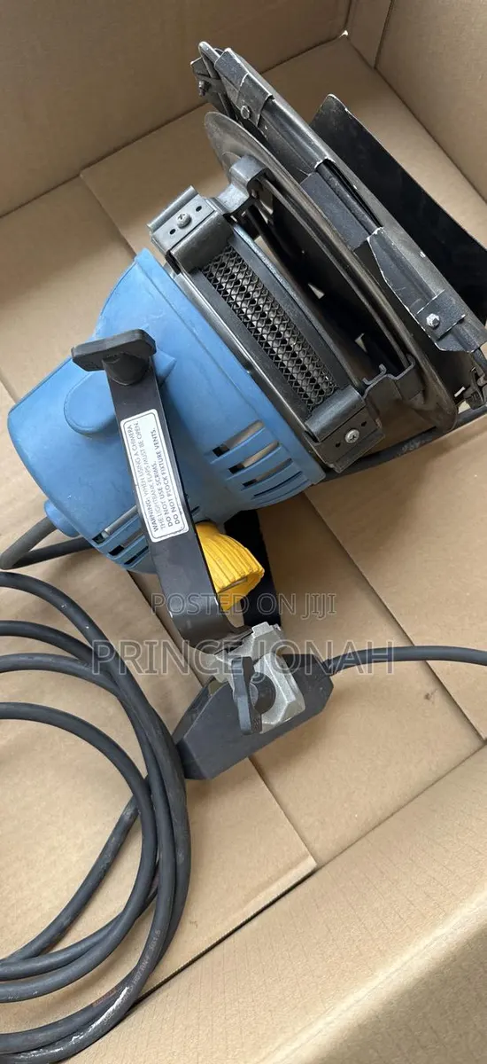 Rent/Hire Arri Redhead 800watts Tungsten Light Accra Ghana · Photo 1
