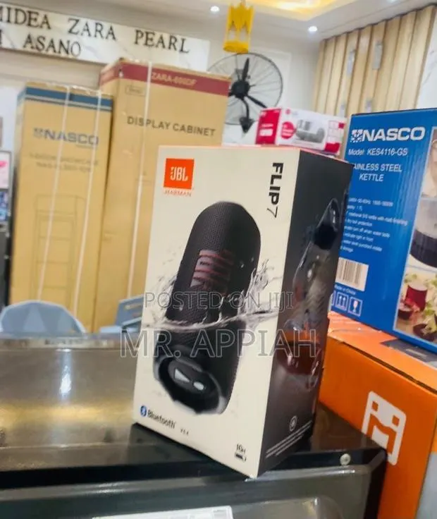 Unique Classic JBL Flip 7 Wireless Bluetooth Speaker(Black) · Photo 1