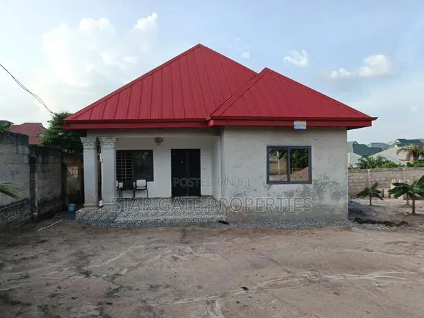 2bdrm House in Tikrom, Adako Jarchi, Kumasi Metropolitan for sale · Photo 1