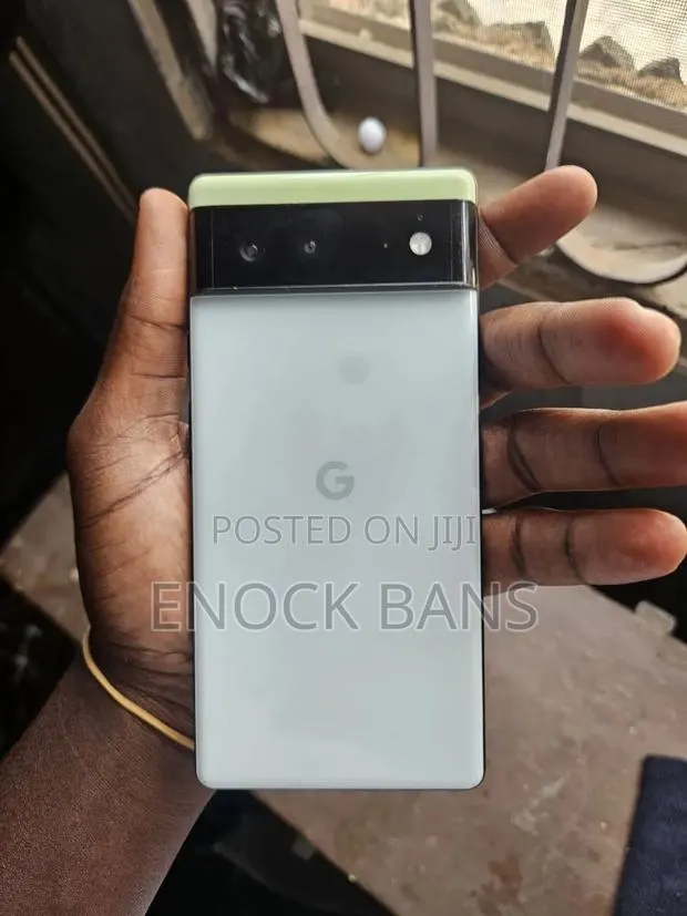Google Pixel 6 128 GB White · Photo 1