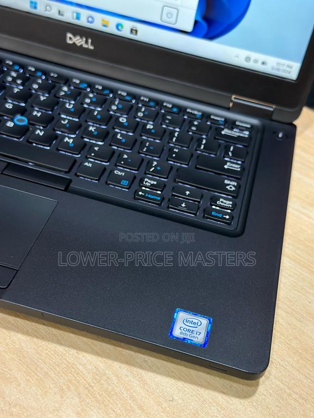 New Laptop Dell Latitude 5490 16GB Intel Core I7 SSD 256GB · Photo 4