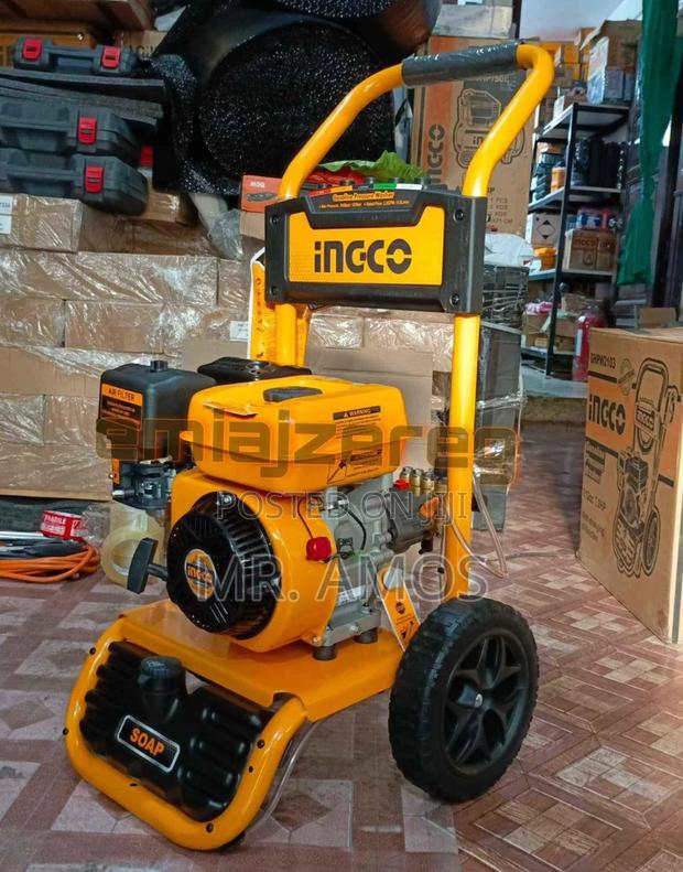 7.0 Horsepower Industrial Gasoline Pressure Washer - Ghpw2103 · Photo 1