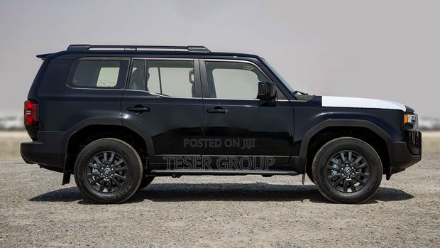 New Toyota Land Cruiser Prado 2024 Black · Photo 5
