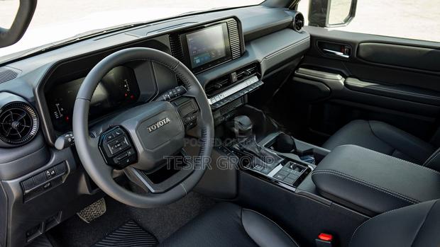 New Toyota Land Cruiser Prado 2024 Black · Photo 4