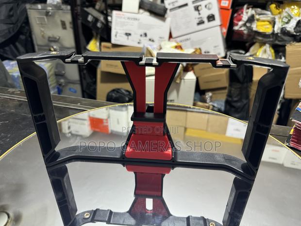 PCO2 Phone Holder · Photo 1