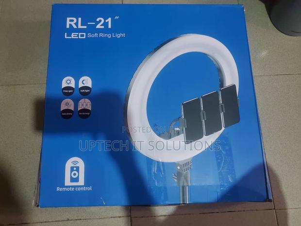 21-Inch Ring Lights · Photo 1