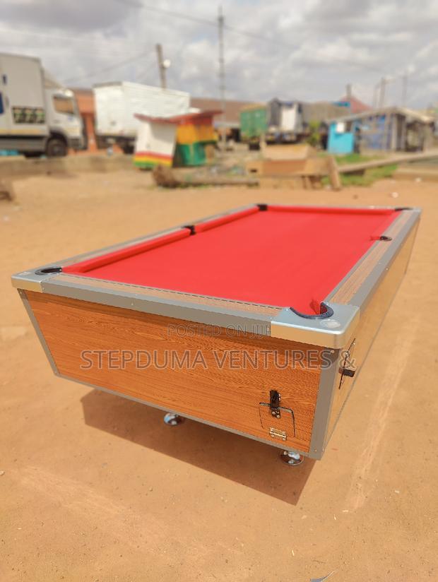 Bottom Covered Big Tire Pool Table · Photo 4