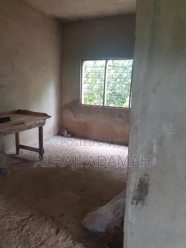 5bdrm Block of Flats in Diamond City Estate, Kumasi Metropolitan · Photo 3