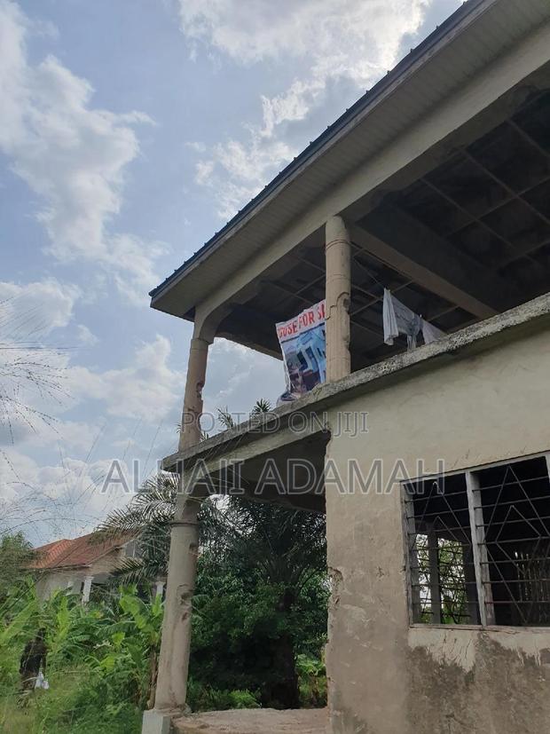 5bdrm Block of Flats in Diamond City Estate, Kumasi Metropolitan · Photo 1