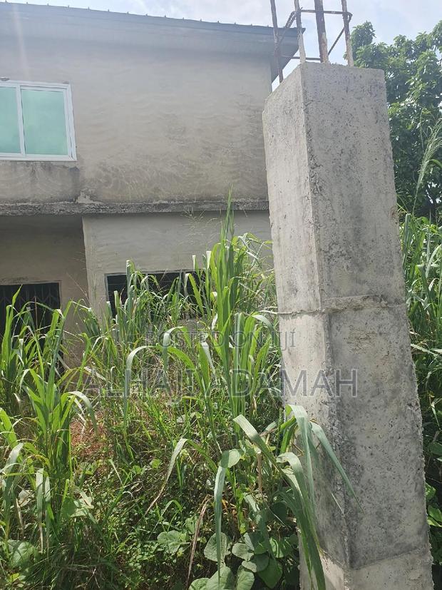 5bdrm Block of Flats in Diamond City Estate, Kumasi Metropolitan · Photo 4