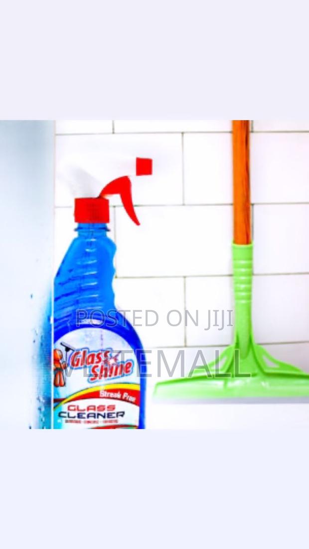 Glass Shine Glass Cleaner · Photo 2