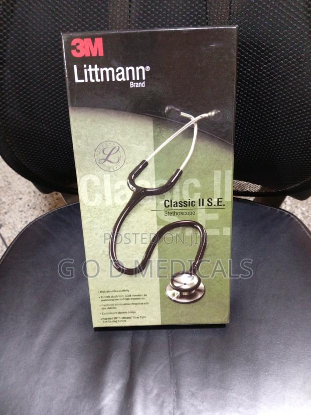 Classic 2 Littmann Stethoscope · Photo 1