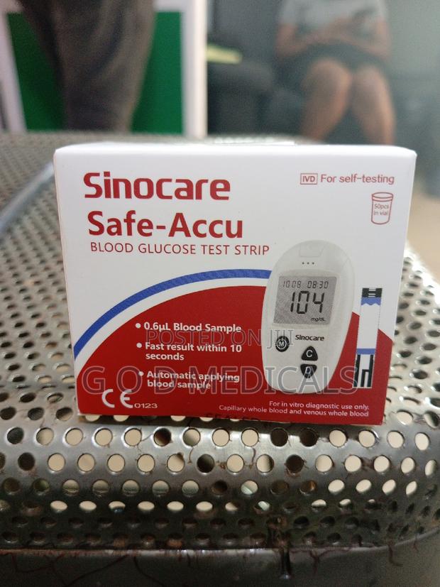Blood Glucose Test Strips · Photo 1