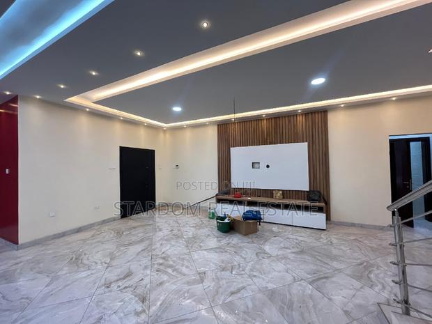 4bdrm Duplex in Adjiriganor for rent · Photo 6