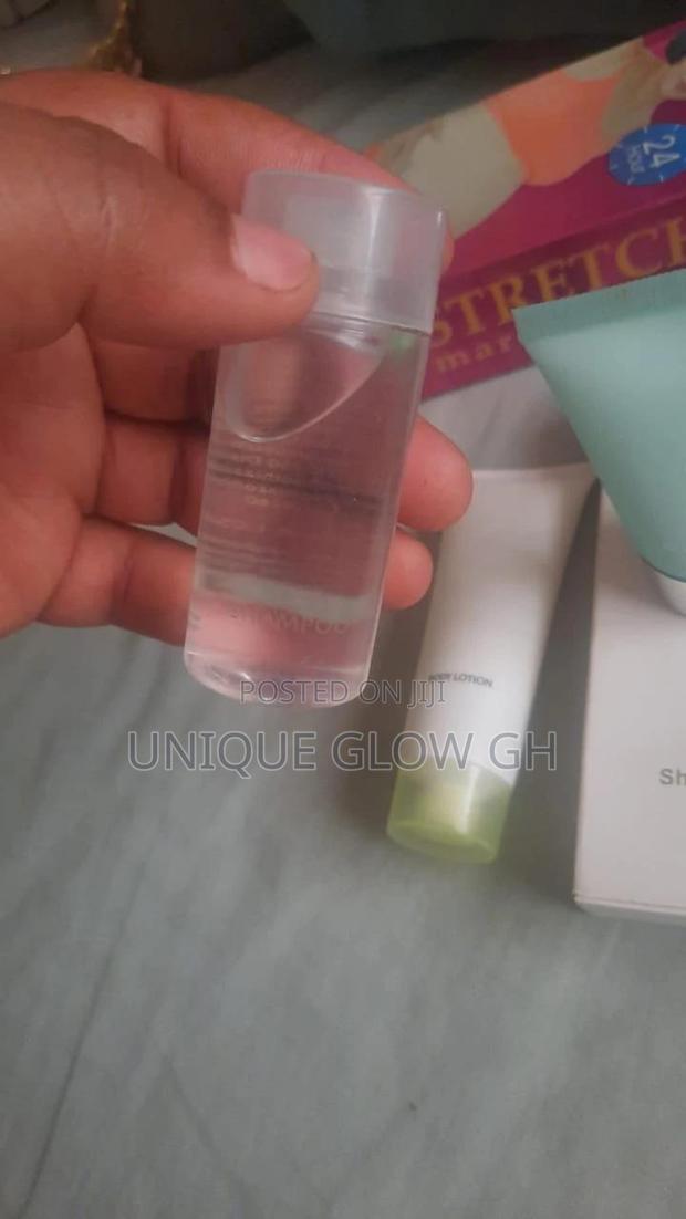 Hotel Shampoo Shower Gels Bathing Soap Plus Hotel · Photo 1