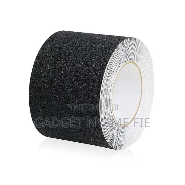 Antislip Tape - 4.3 Meters · Photo 2