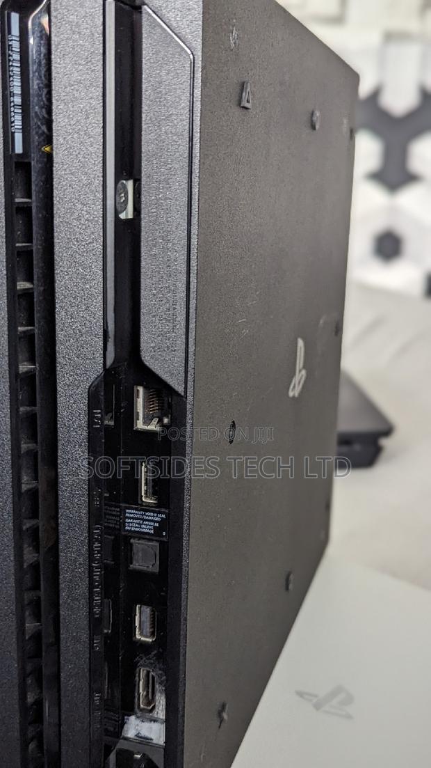 Ps4 Pro Uk Used With Controller Tested and Perfect · Photo 3