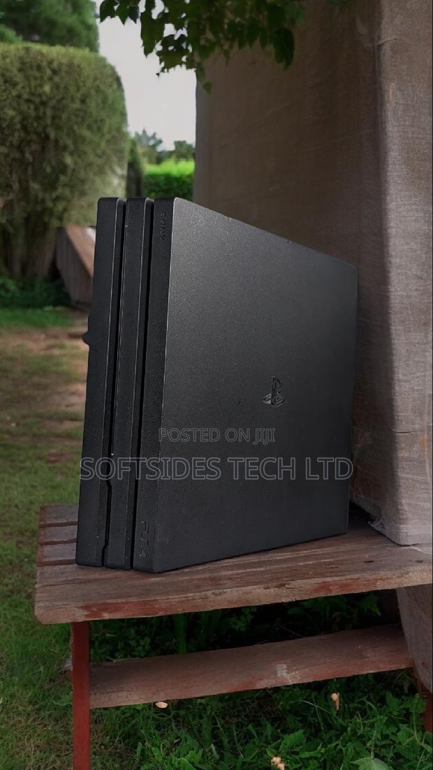 Playstation 4 Pro Jailbreak With 14 Great Games Good Deal · Photo 1