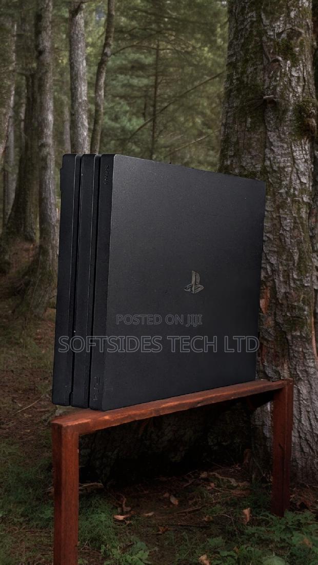 Playstation 4 Pro Video Game Console With 14 Games Installed · Photo 1