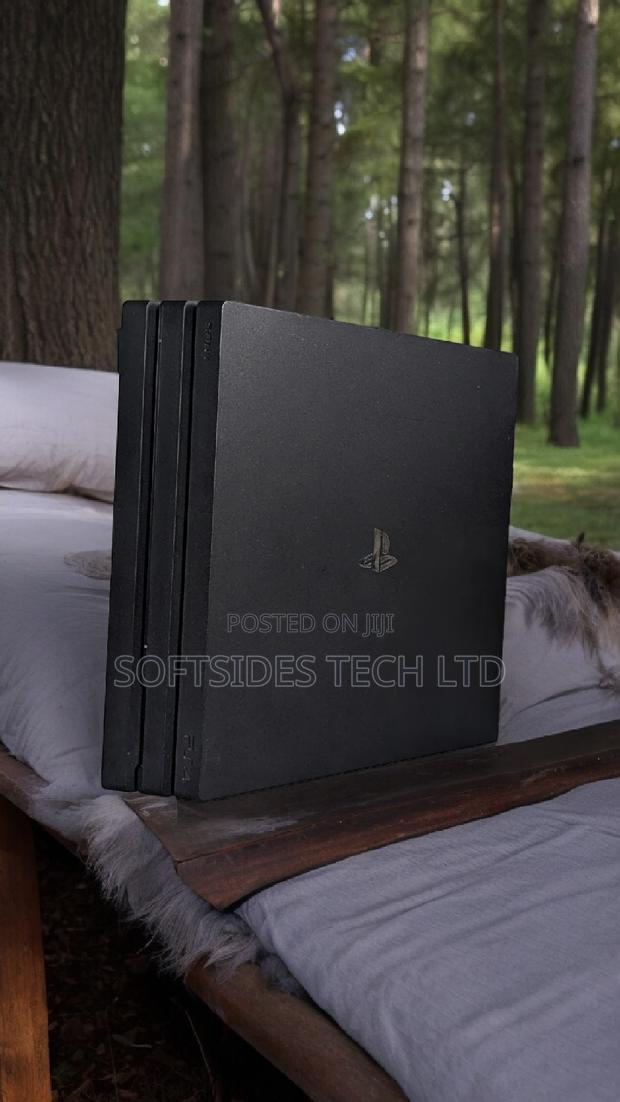 Playstation 4 Pro Video Game Console With 14 Games Installed · Photo 2