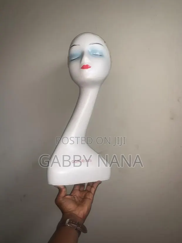 Mannequin Head (Non-Pierce-Able) for Wig Display · Photo 1