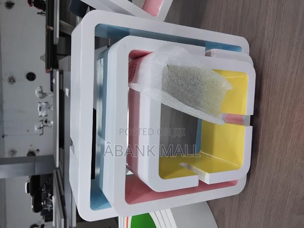Colourful Designed Wooden Shelves · Photo 3