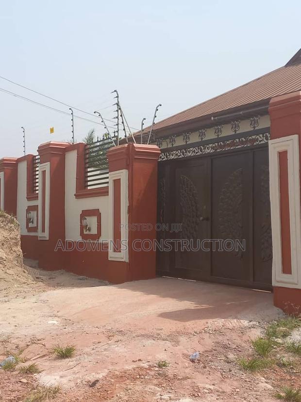Professional Interior and Exterior Painting Works · Photo 4
