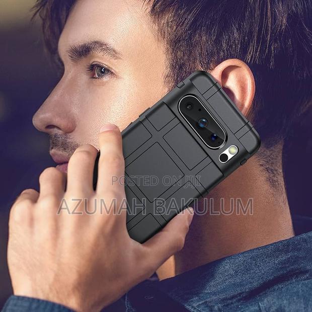 Google Pixel 8 Pro Rugged Shield Case · Photo 2
