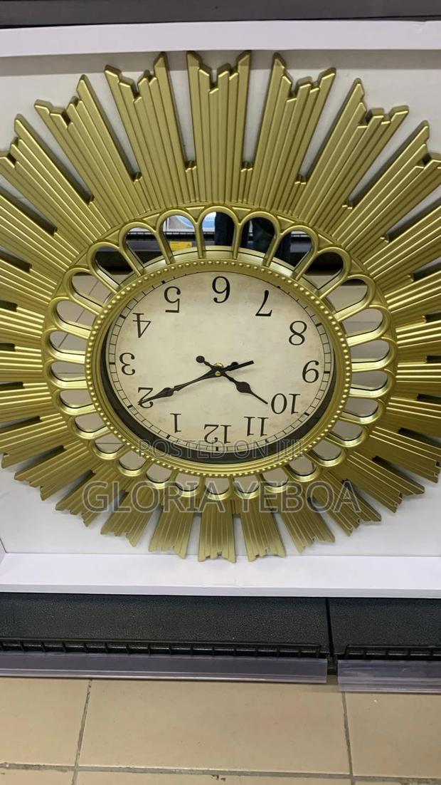 Nice Clock · Photo 1