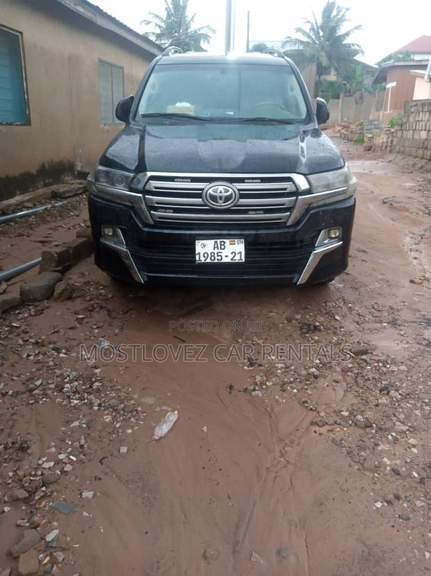Car Rentals . Landcruiser for Rent in Ghana. Rent a Suv · Photo 1