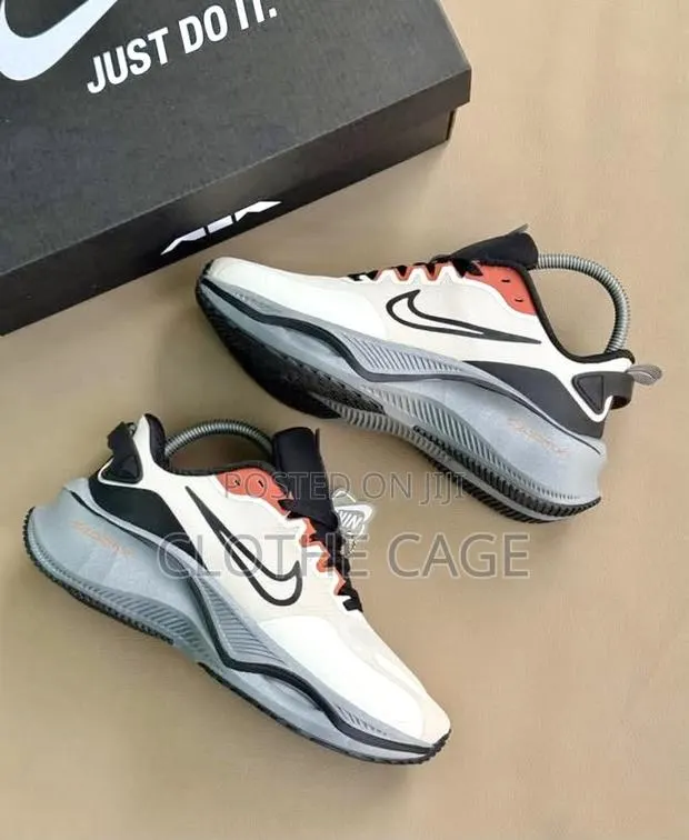 Nike ZoomX Smiley · Photo 1