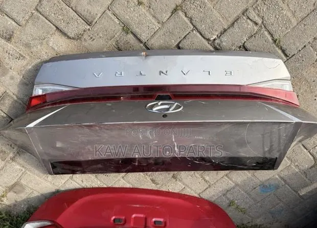 2021,2022,2023,2024,2025 Boot for Hyundai Elantra · Photo 1