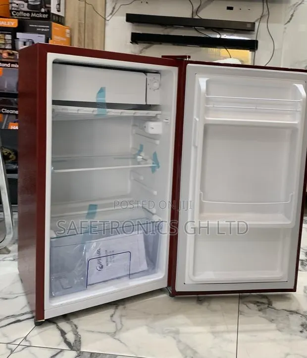 Most Accurate Pearl Pf-109-2b in Red 80-Liter Single-Door Table-Top · Photo 1