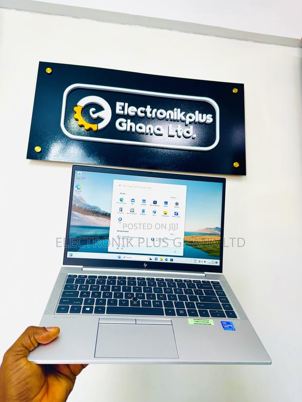 Laptop HP EliteBook 840 G8 16GB Intel Core I5 SSD 512GB · Photo 2