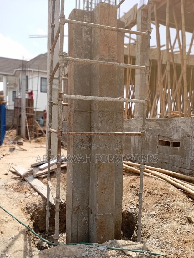 Columm/Pillars/Adjustable Mold/Accra/Rent/Construction · Photo 2