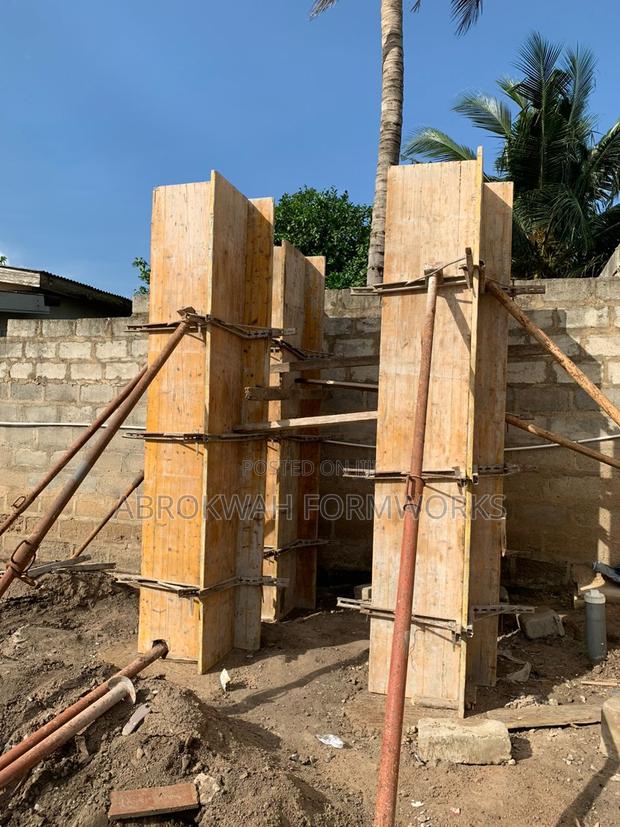 Columm/Pillars/Adjustable Mold/Accra/Rent/Construction · Photo 1