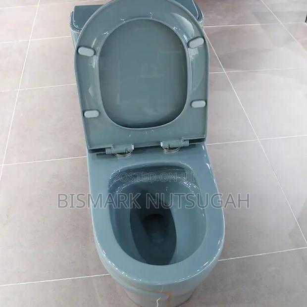 Toilet Seat for Sale · Photo 4