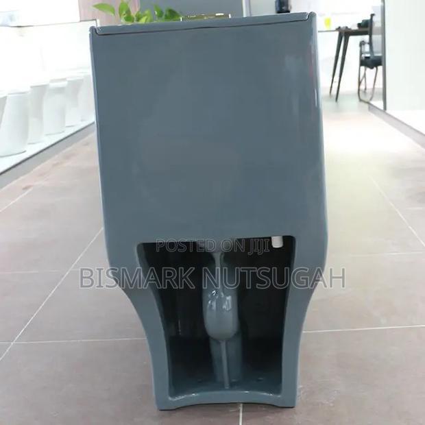 Toilet Seat for Sale · Photo 7