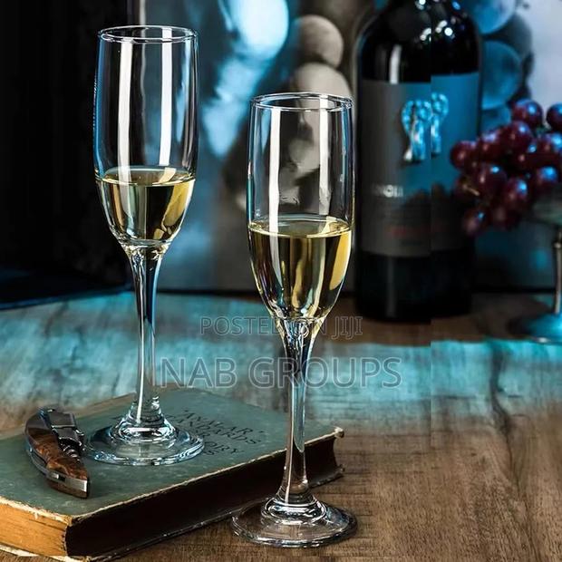 6pcs Flute Champagne Glasses · Photo 2