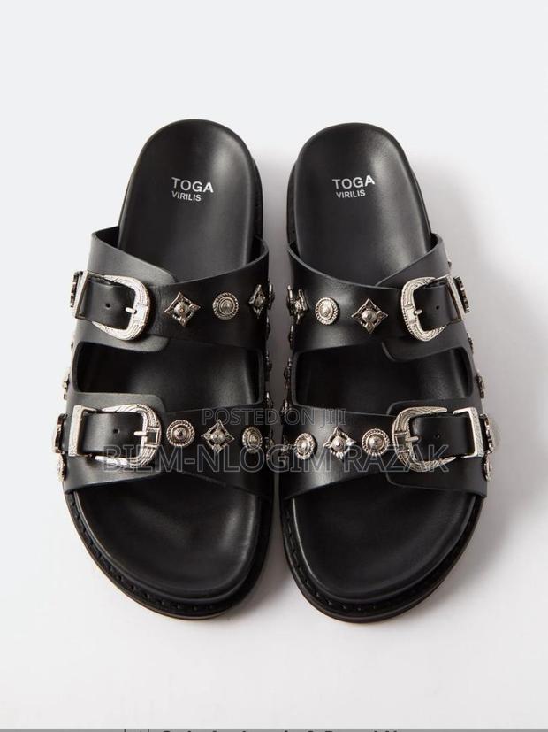 High Quality Slides Available In Stock · Photo 3
