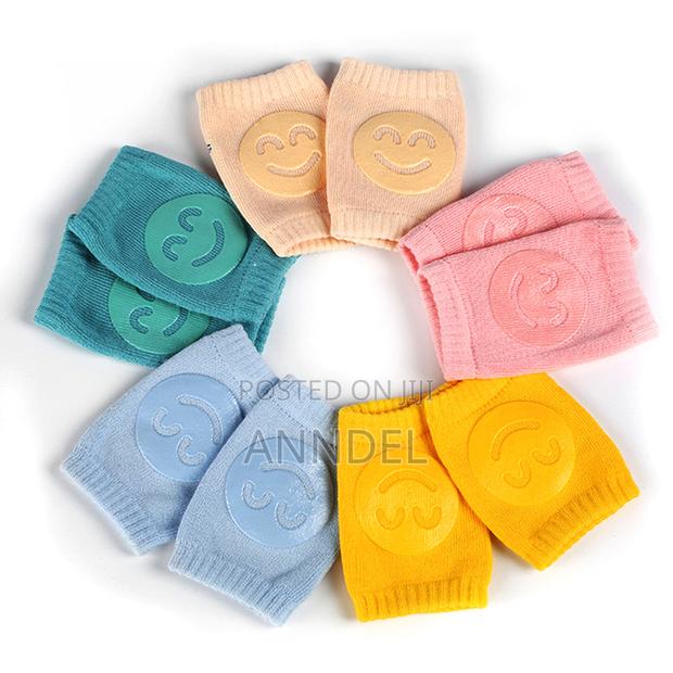 Crawling Socks/Knee Protector · Photo 1