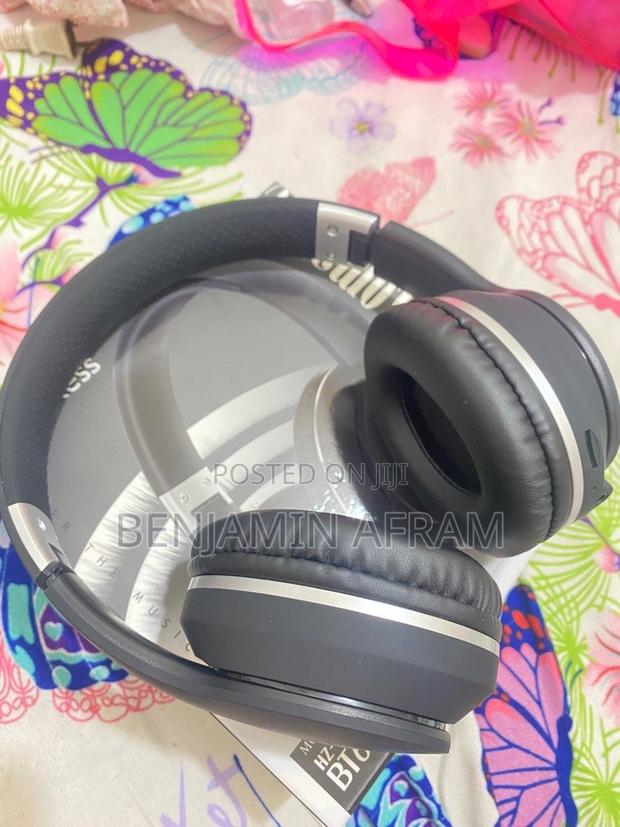 Wireless Headset BT611 · Photo 2