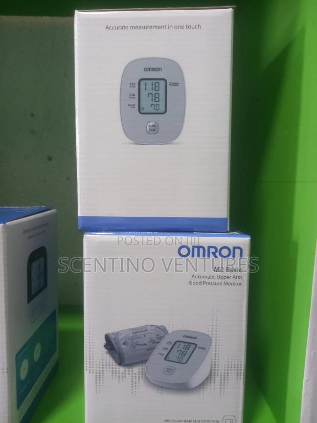 Omron M2 Blood Pressure Monitor · Photo 3